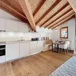 Frene - - Centre Village *