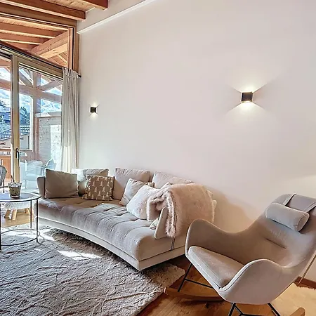 Frene - - Centre Village Ле-Гет