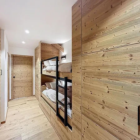 Frene - - Centre Village * 莱热