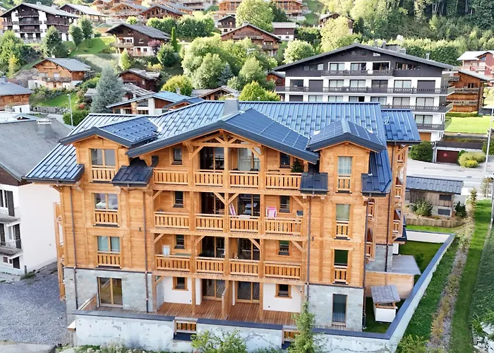 Frene - - Centre Village Apartment *