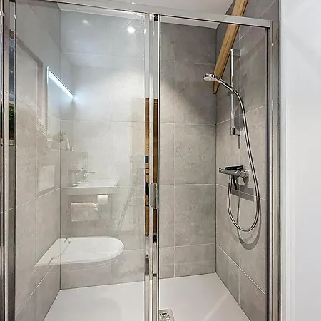 Apartment Frene - - Centre Village *